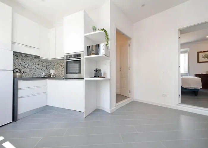 Trastevere - Luxury & Privacy With 4 Bedrooms And 4 Ensuite Bathrooms