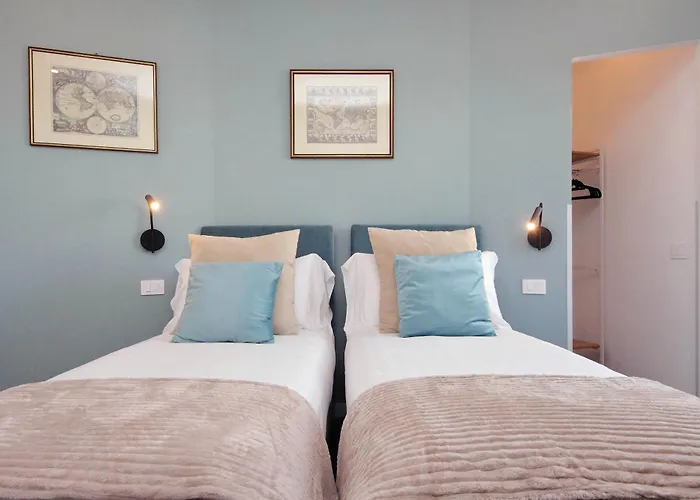 Trastevere - Luxury & Privacy With 4 Bedrooms And 4 Ensuite Bathrooms Apartment *