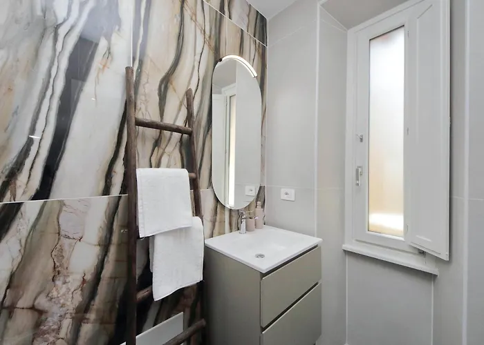 Trastevere - Luxury & Privacy With 4 Bedrooms And 4 Ensuite Bathrooms Apartment Rome